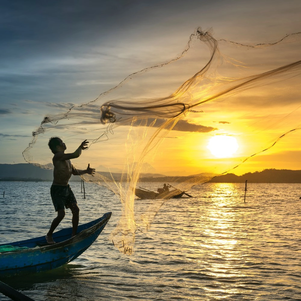 Fishing in the Lagoon - Manu