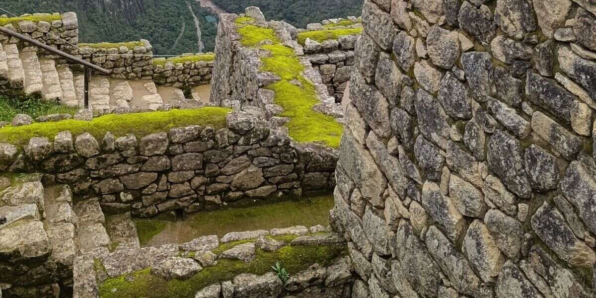 inca steps and streets in machu picchu
