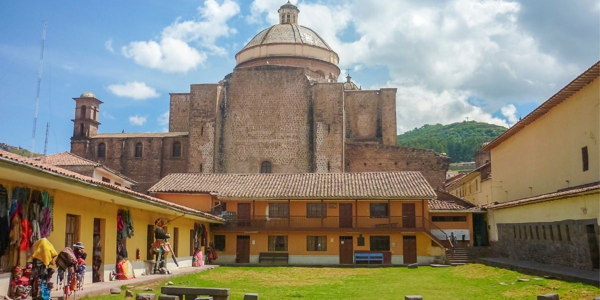 view of the qoricancha temple from the santo domingo convent