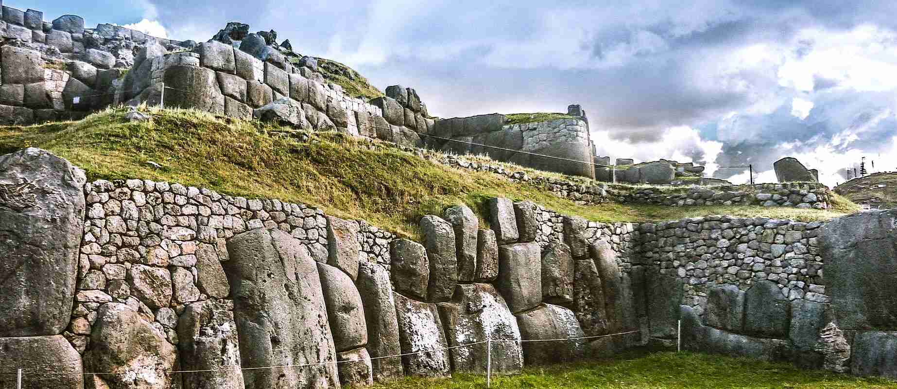 sacsayhuaman