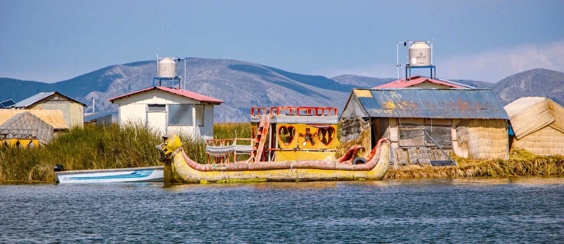 uros island