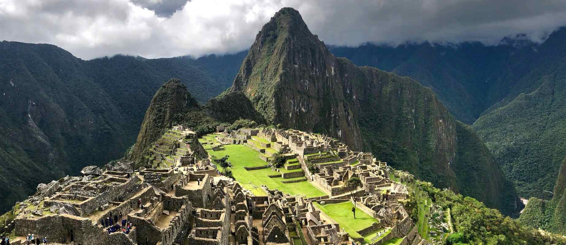Classic photo of the Inca city of Machu Picchu