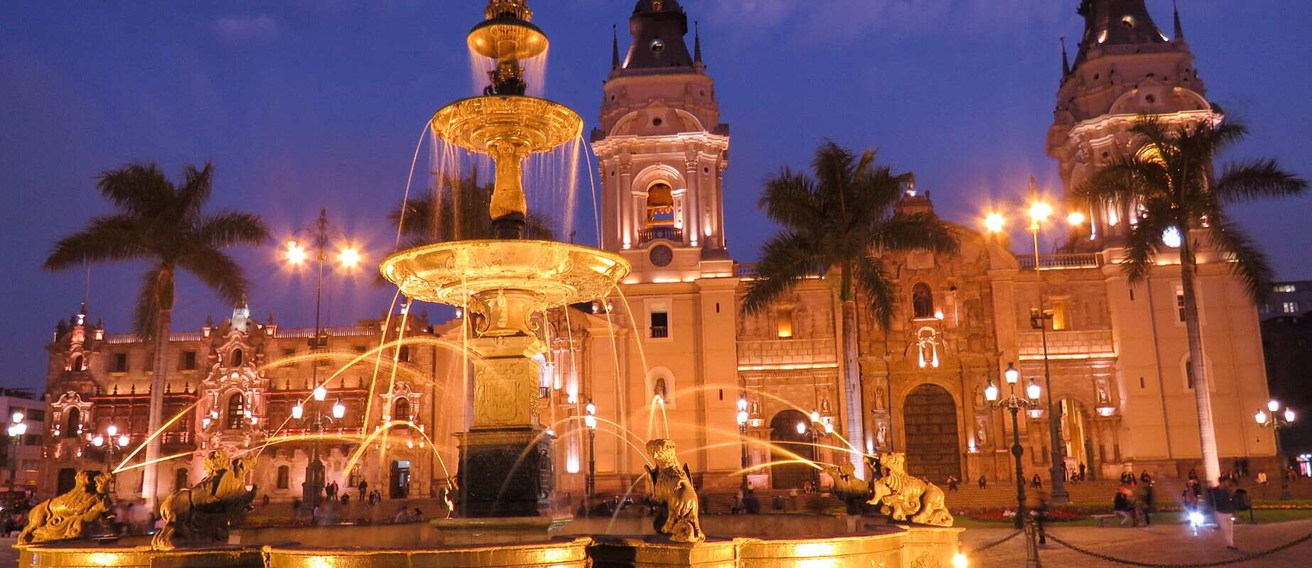 view of lima main square at dusk